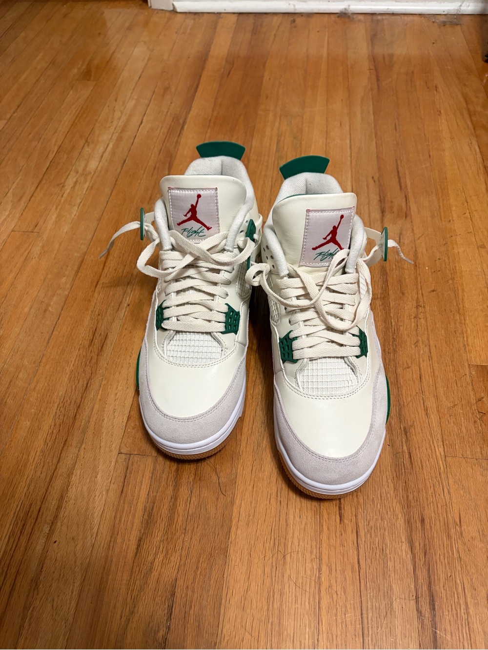 Jordan Kids Sneakers in Cream, Green & Red